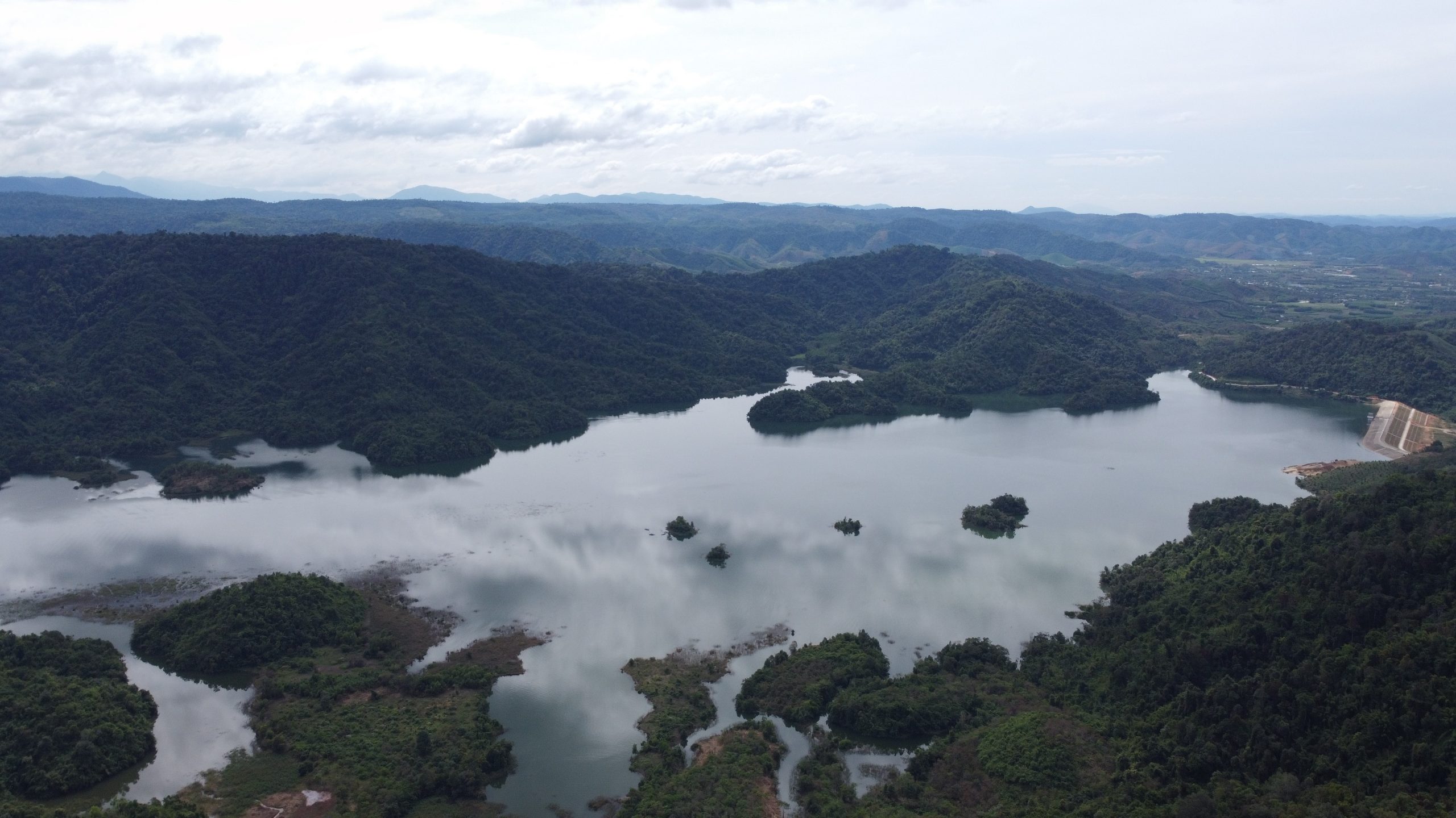 Ngắm hồ Đạ Tẻh từ không trung - Top7vietnam